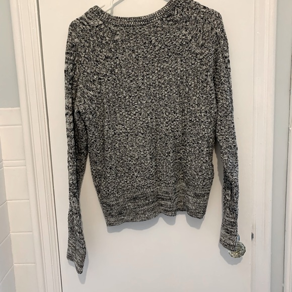 Gap Long Sleeve 100% Cotton Cable Knit Sweater - Picture 3 of 9